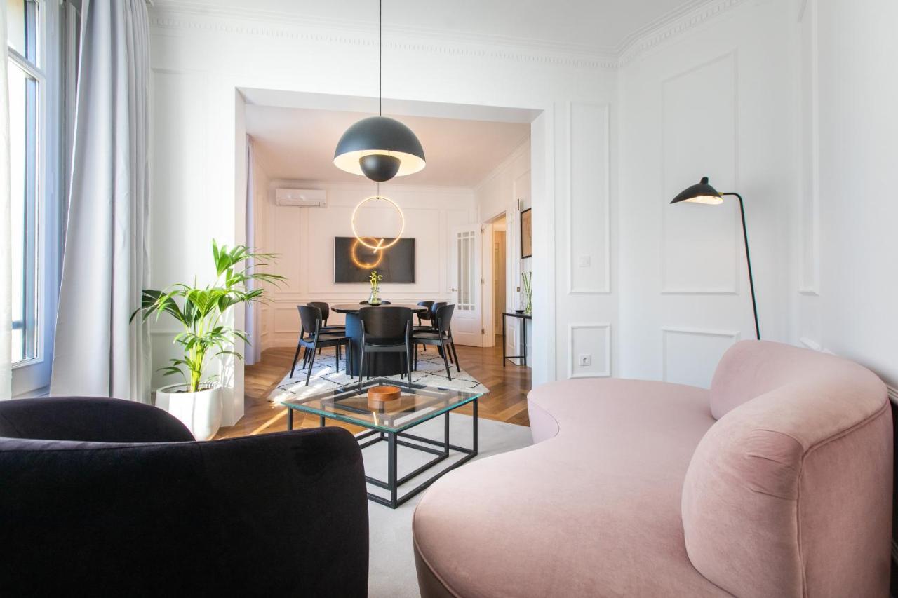 Majestic 4Br/4Bath Apartment In Sagrada Familia Area Barcelona Exterior foto