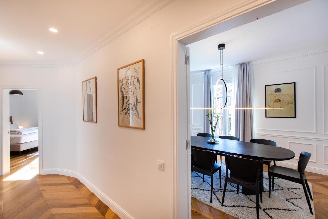 Majestic 4Br/4Bath Apartment In Sagrada Familia Area Barcelona Exterior foto